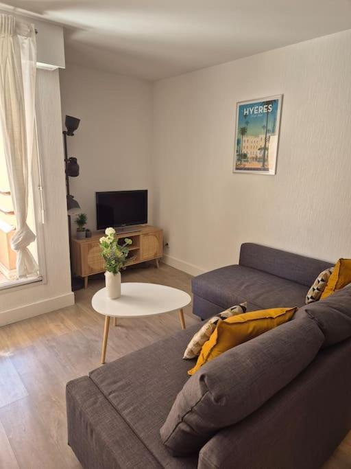 Appartement T2 - Hyeres Gare Exterior photo